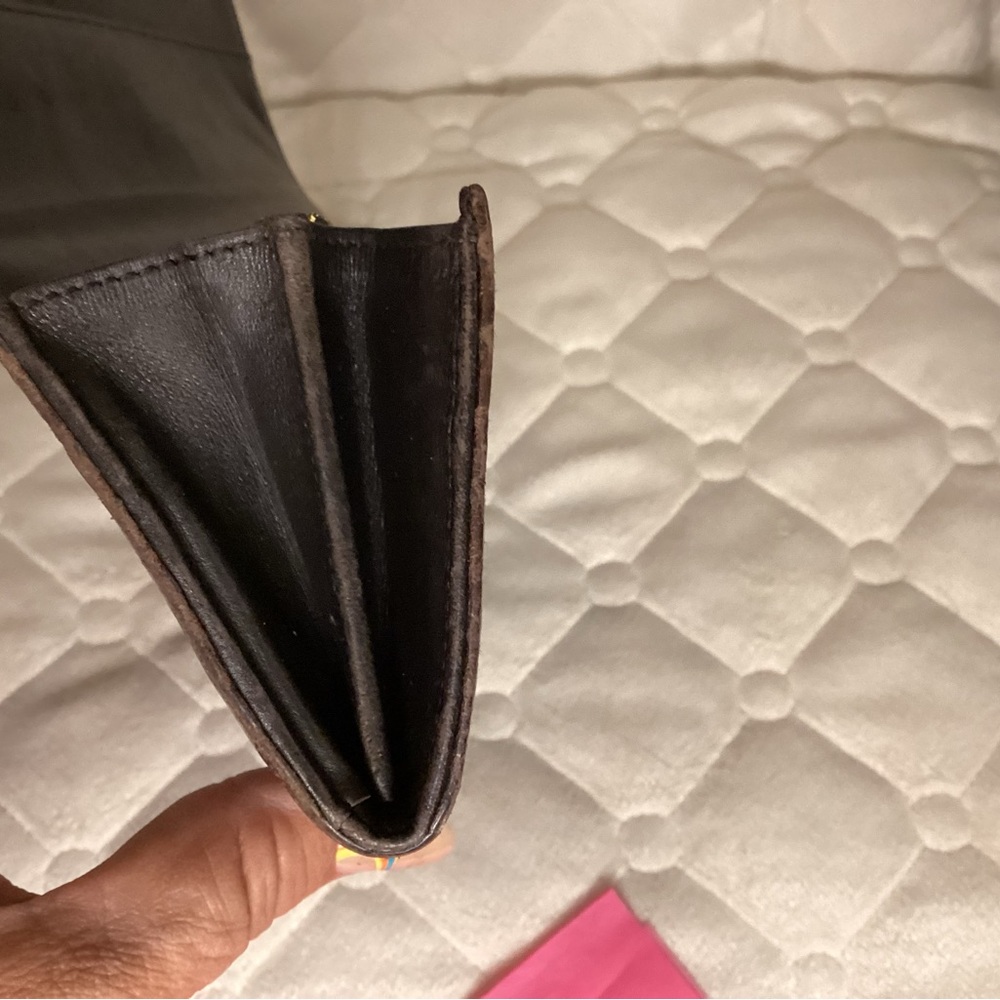 Miu Miu authentic wallet in brown alligator embossed leather - Picture 12 of 14